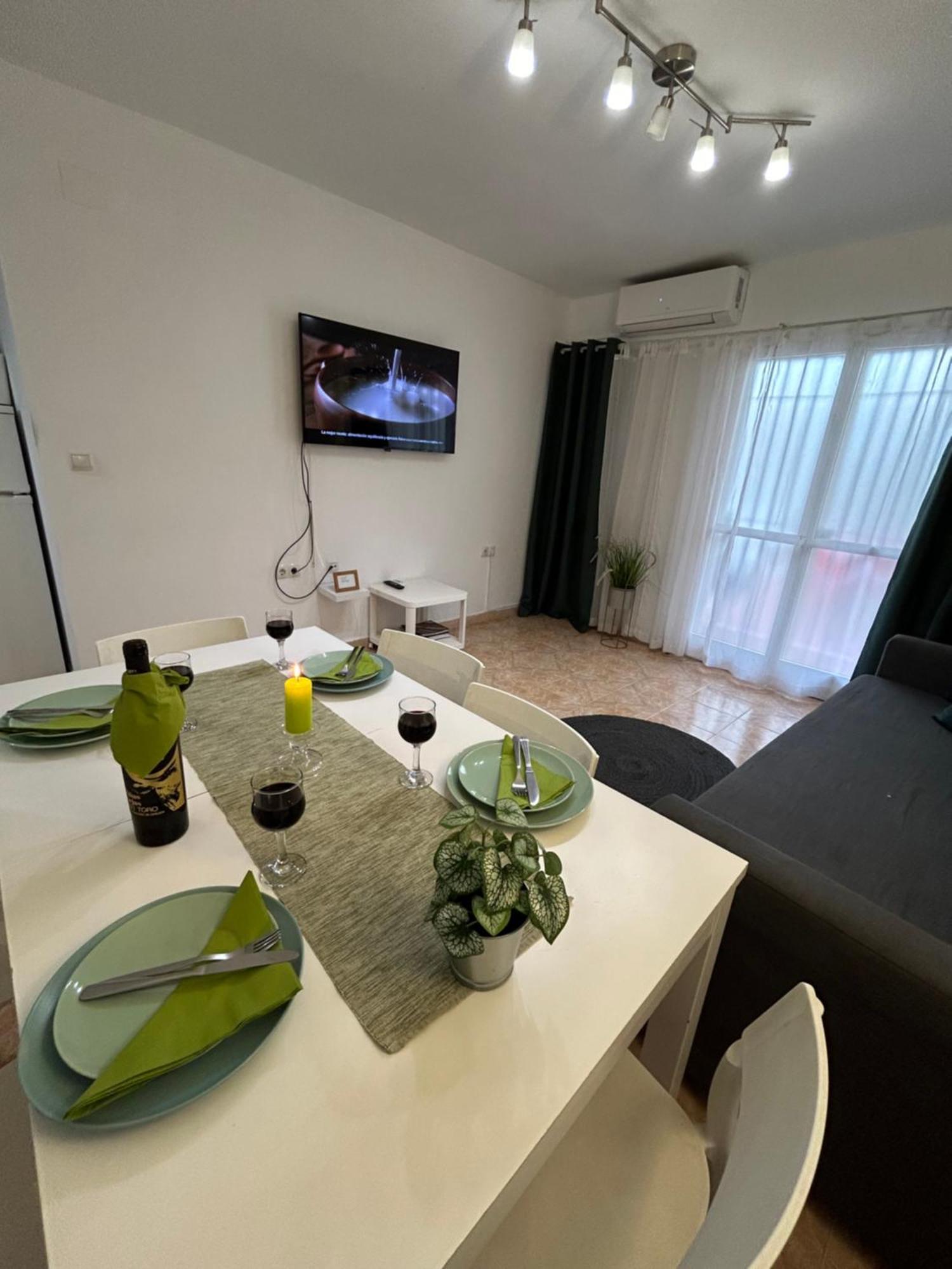 Spirit Los Boliches Apartment For 10 Person Fuengirola Zewnętrze zdjęcie